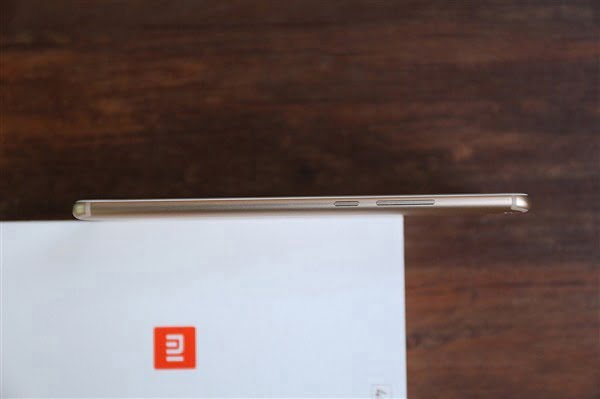 Xiaomi Mi max 2 8